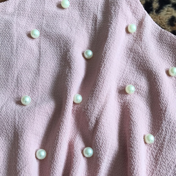 Size small pink and pearl crop top - Picture 2 of 3